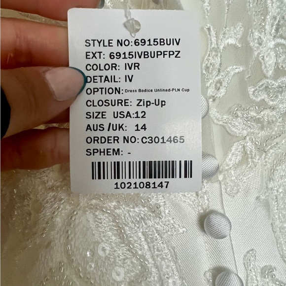 Stella York Boho Bride - Picture 5 of 7